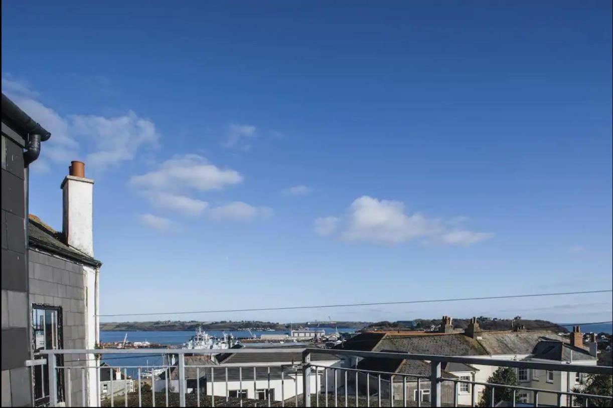 Falmouth Townhouse With Panoramic Sea View Terrace Exterior photo